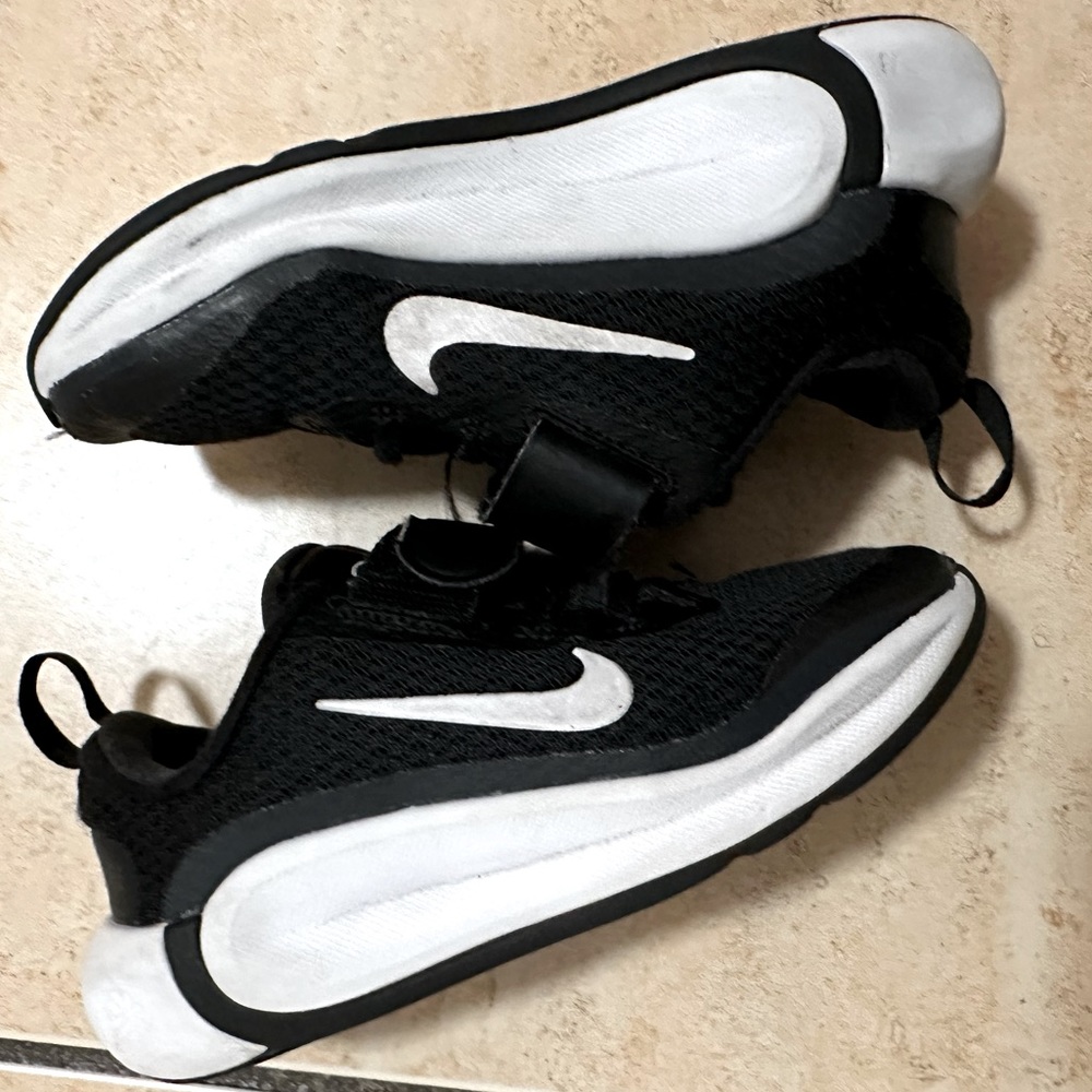 Preschool Nike infinity flow size 11.5k